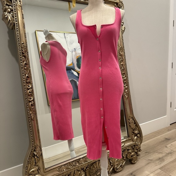 Zara Pink Ribbed Midi Dress - Picture 2 of 10
